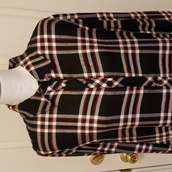 Long Plaid Tolani Shirt NWT - Picture 2 of 11